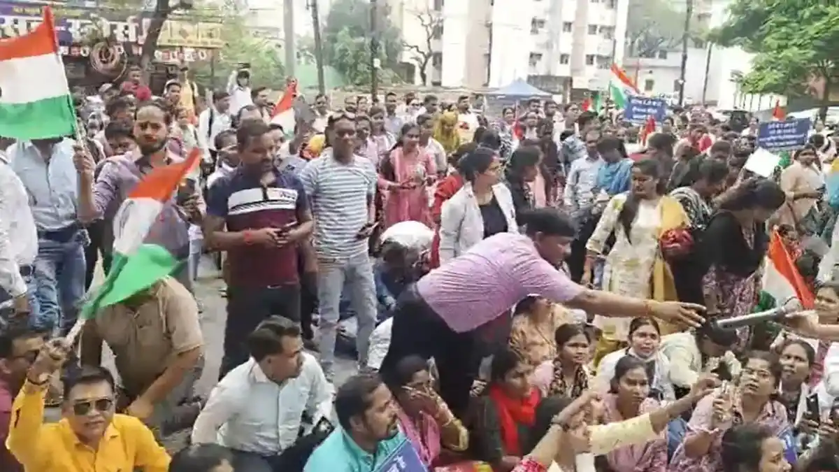 NHM contract employees