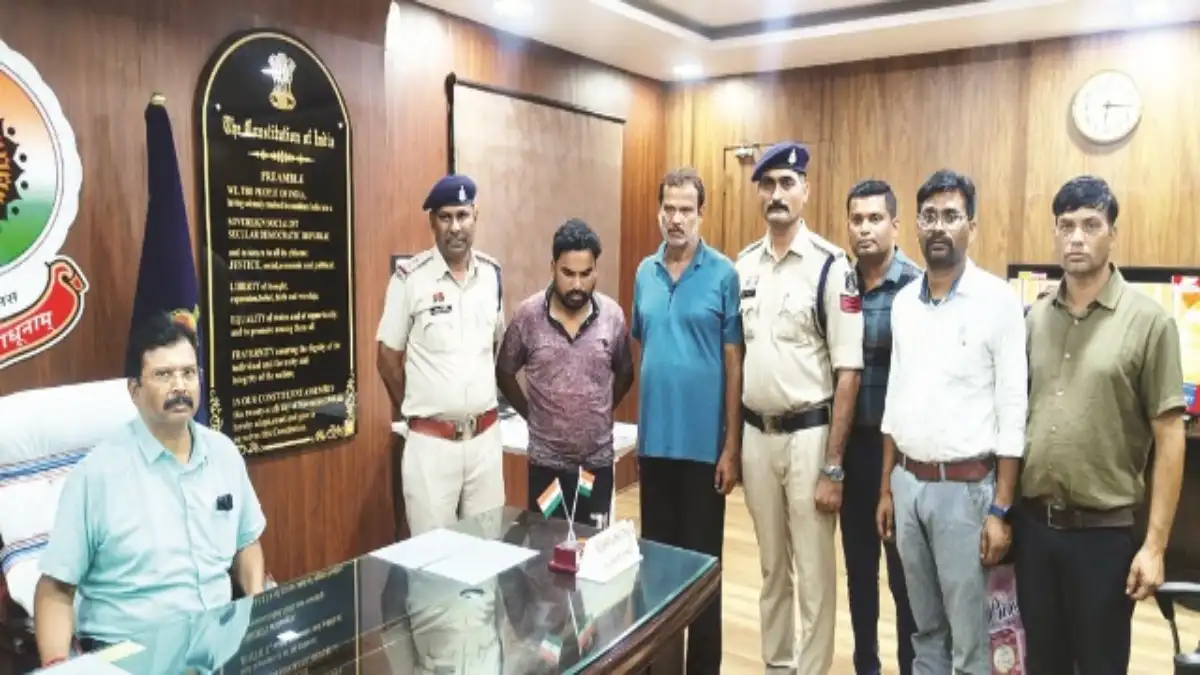 Two major thefts in Surajpur