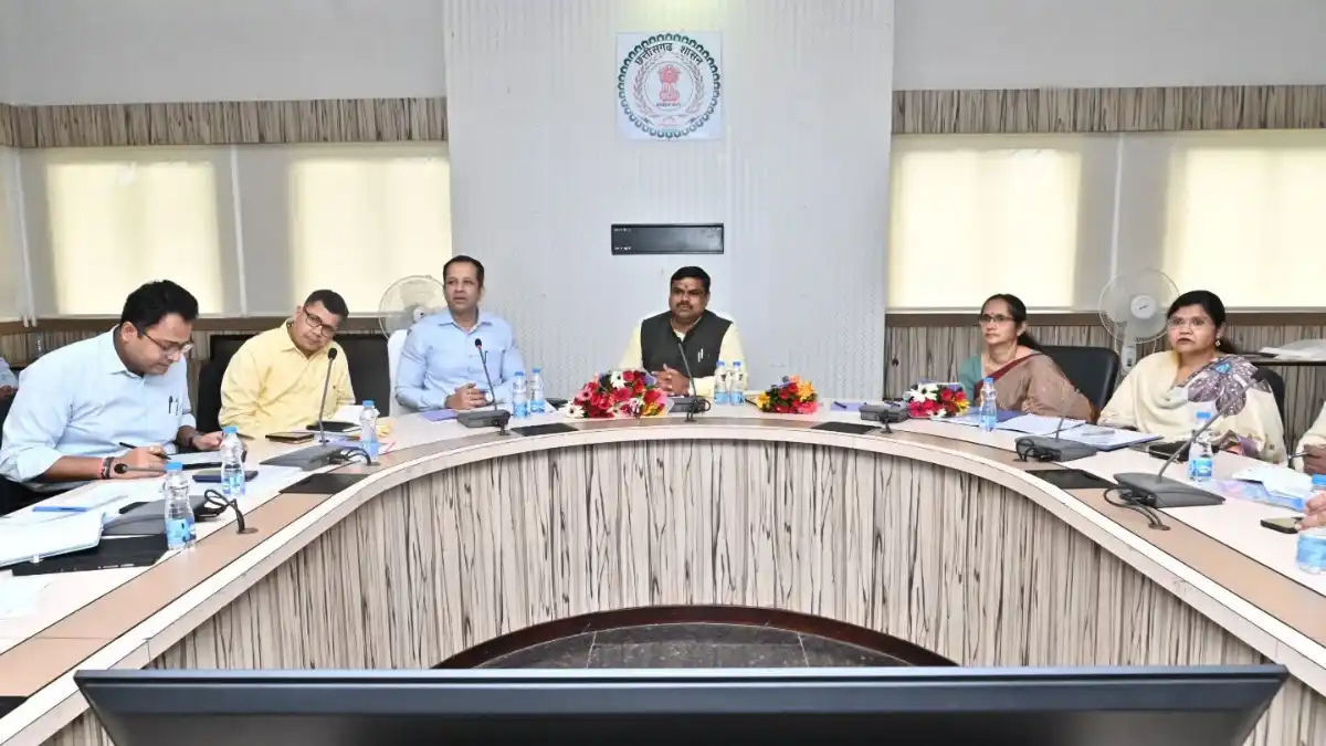 शिक्षा मंत्री गजेंद्र यादव